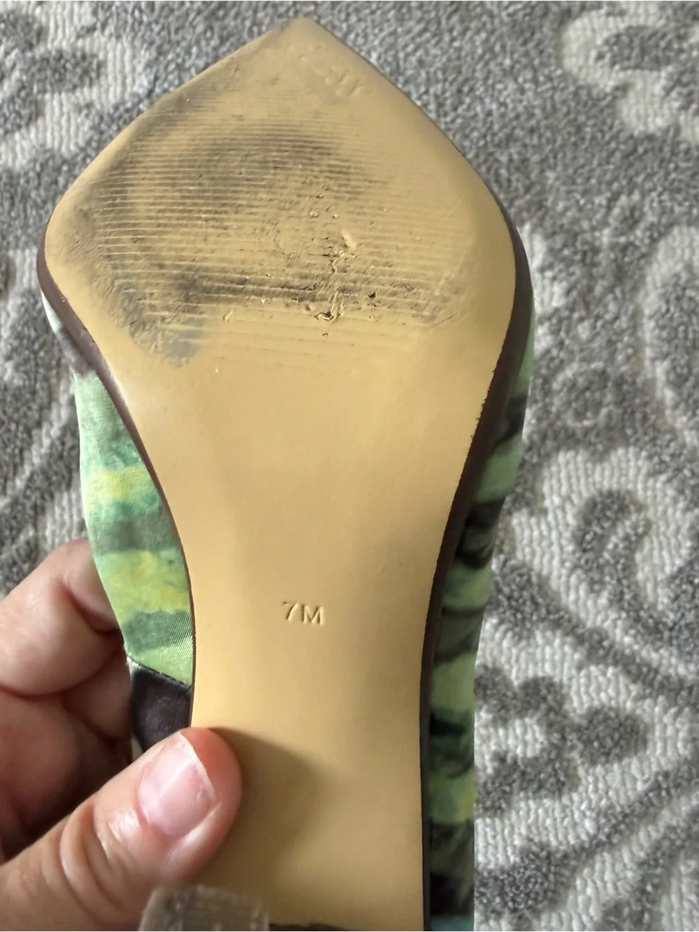 GUESS Green Zebra-Print camo Pointed Toe Stiletto Heels size 7